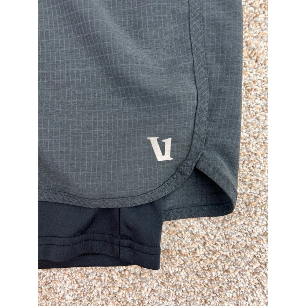 Vuori Stockton Short Charcoal Gray Grid Ripstop Lined Athletic Mens Small 7.5